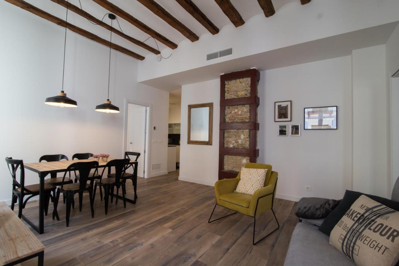 Apartamentos Almada Σαραγόσα Εξωτερικό φωτογραφία